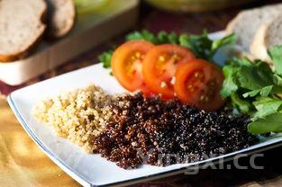 韭菜虾仁饺子馅的做法,教你做满口汤汁的韭菜虾仁饺子