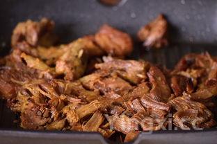 酸辣粉的家常做法,酸辣粉的家常做法简单易学