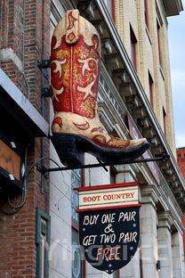 家常菜豆包+肉丝炒绿豆芽+肉片炒双豆