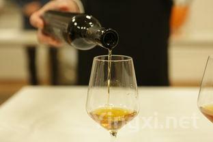 葡萄怎么做酒视频，葡萄酒的做法视频