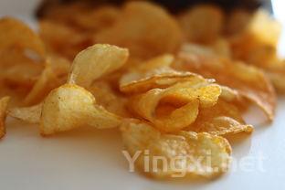 怎样焖出来的米饭好吃,不防试试这样焖米饭粒粒分明还清香